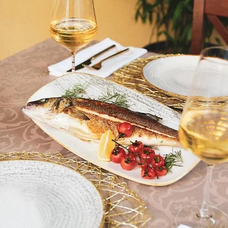 Operna Klet Отель