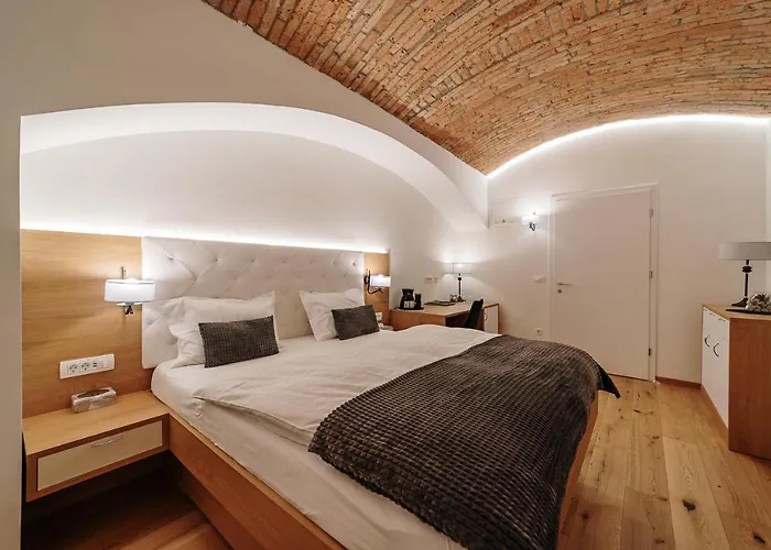 Hotel Operna Klet Liubliana