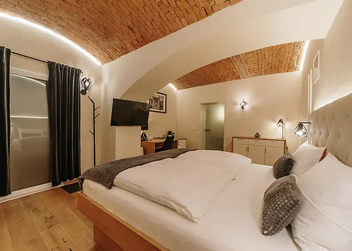 Hotel Operna Klet Liubliana