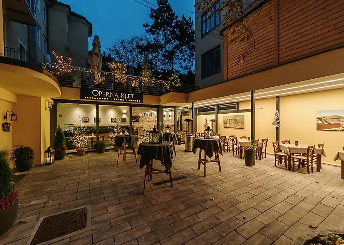 Operna Klet 3*