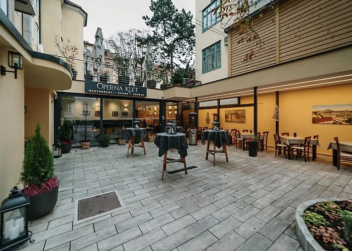 Operna Klet Hotel Liubliana