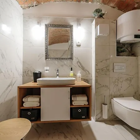 Operna Klet Hotel 3*