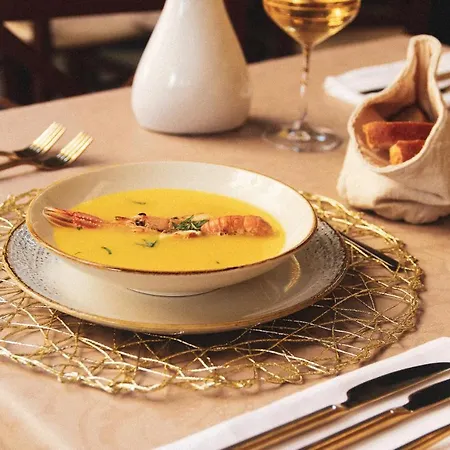 Hotel Operna Klet 3*