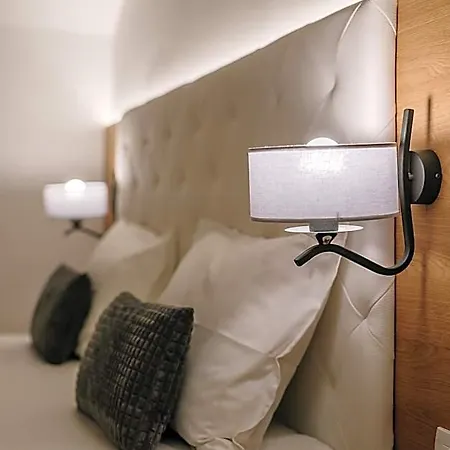 Operna Klet Hotel