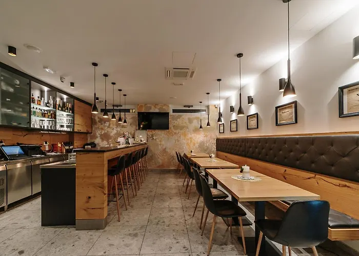 Operna Klet 3* Laibach