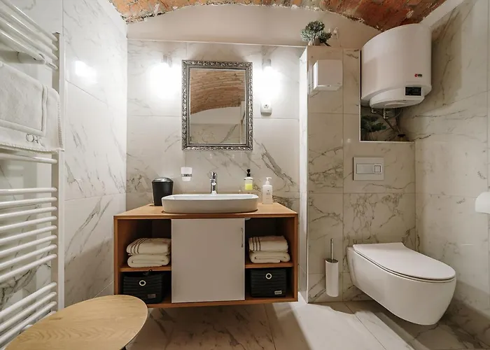 Operna Klet Hotel 3*